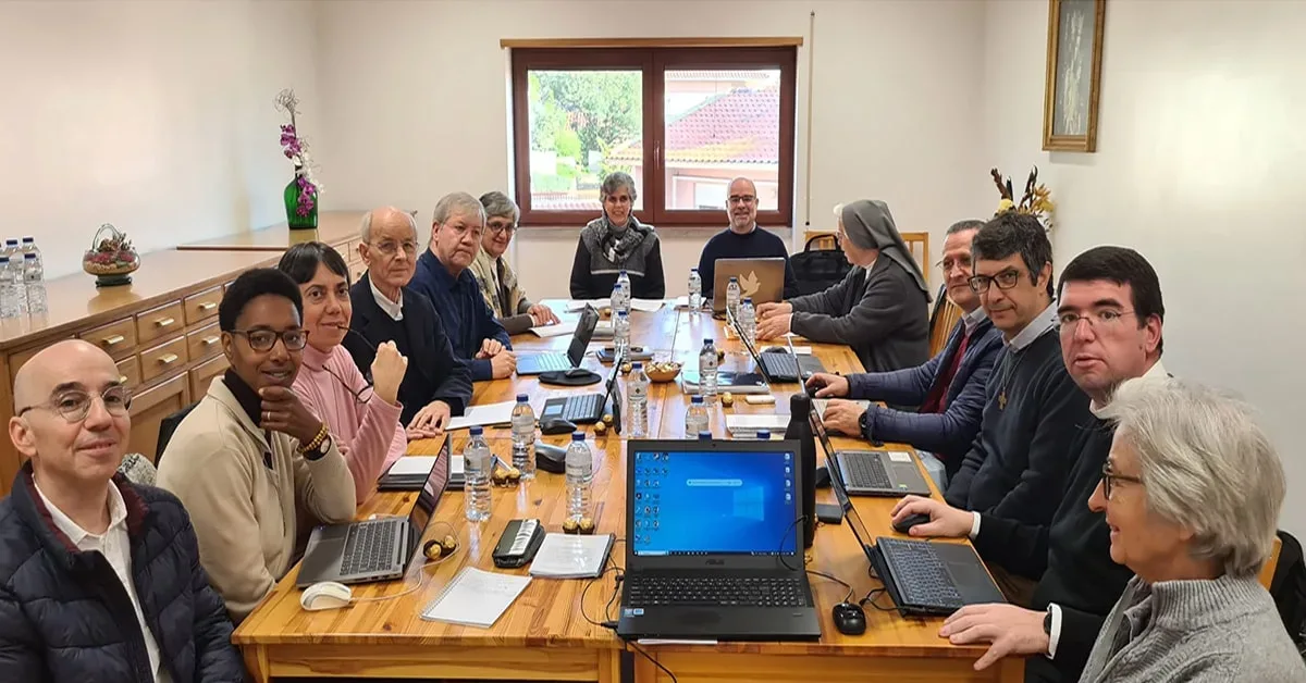 Conselhos Provinciais Salesianos e FMA reunidos