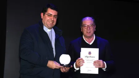 Pe. Juan homenageado