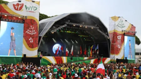 Universalidade desta Igreja: Voluntária, animadora e peregrina