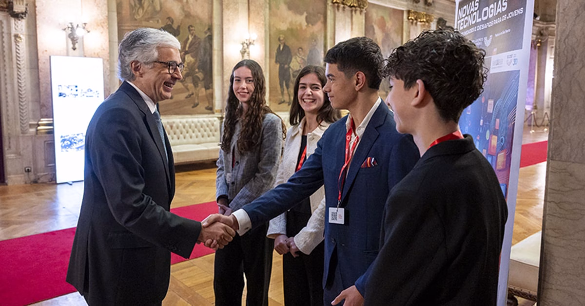 Parlamento dos Jovens