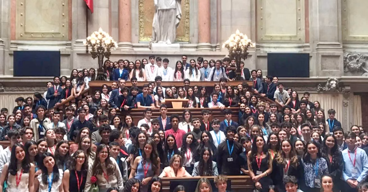 Parlamento dos Jovens final com Julieta Sampaio