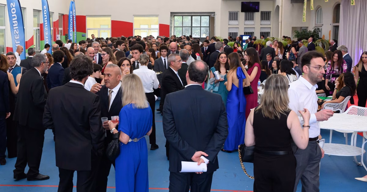Finalistas celebram memória dos anos de escola