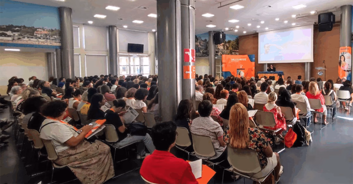 E-vangelizar 2025: Bispo D. Rui Gouveia desafia Catequistas a “Olhar para Longe”