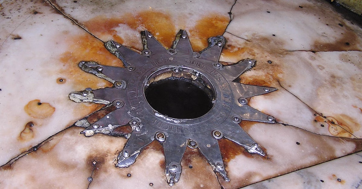 A Gruta de Natal: Onde o Céu se encontra com a Terra