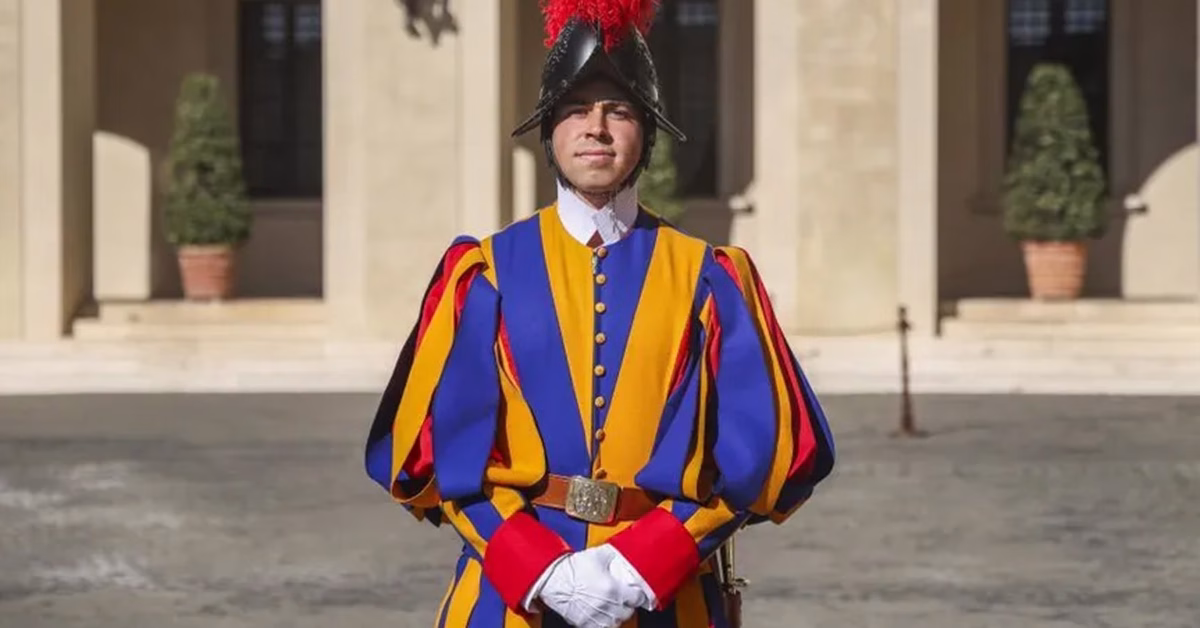O lusodescente na Guarda Suíça Pontifícia Fotografia: António Cotrim/Lusa