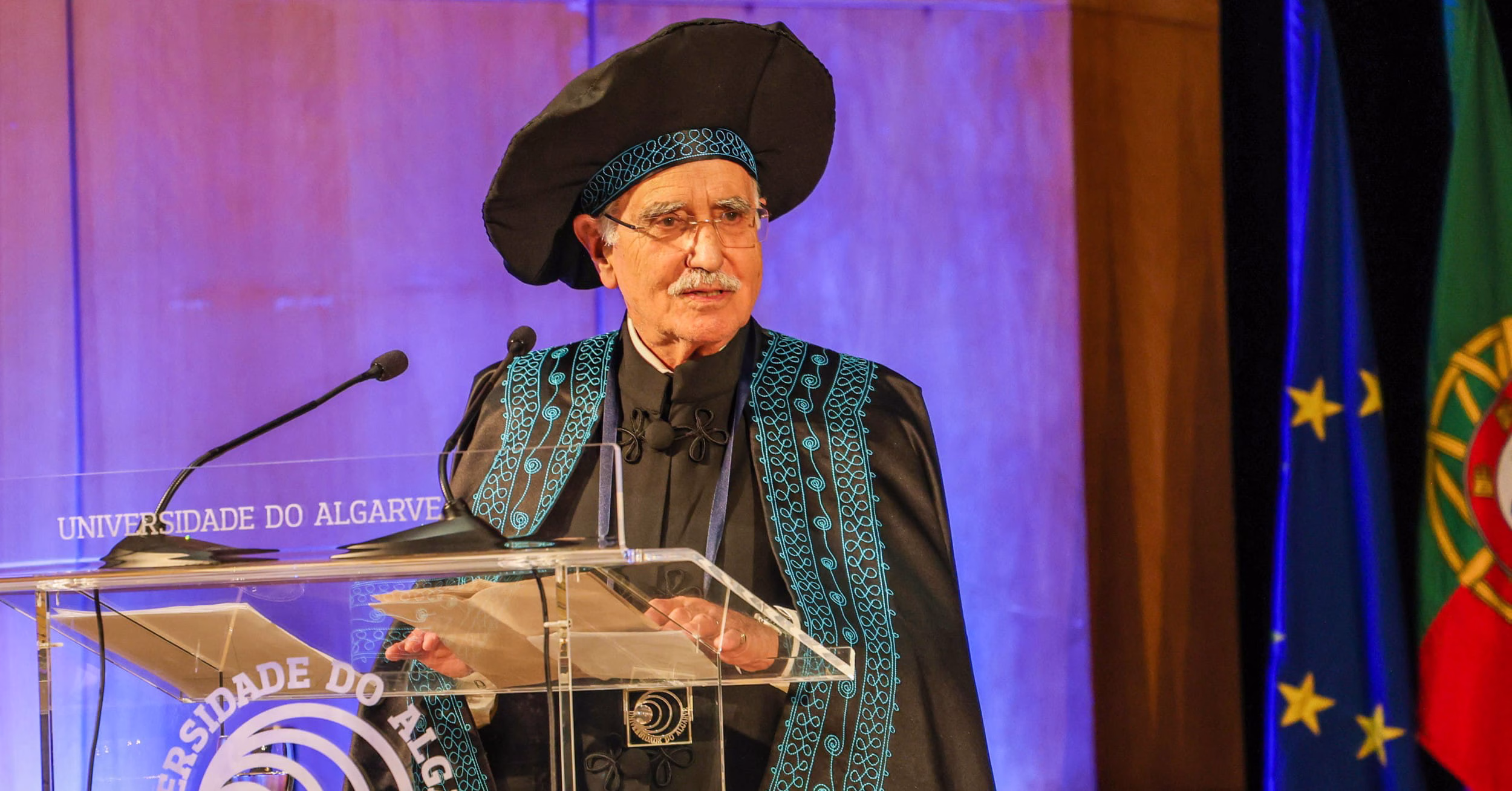 Antigo Aluno José d’Encarnação distinguido pela Universidade do Algarve com Doutoramento Honoris Causa
