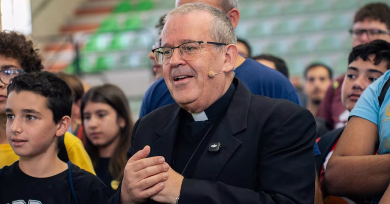 Pe. Fabio Attard em entrevista: “Um ano de descoberta e de confirmação”