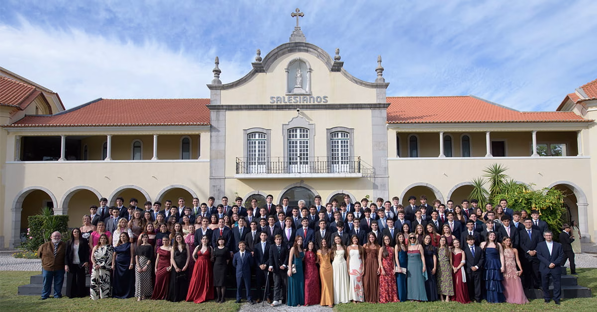 Centenas de alunos despedem-se da escola salesiana na Festa de Finalistas