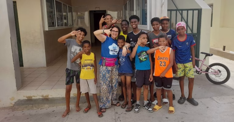 Jovens levam o espírito missionário salesiano além-fronteiras